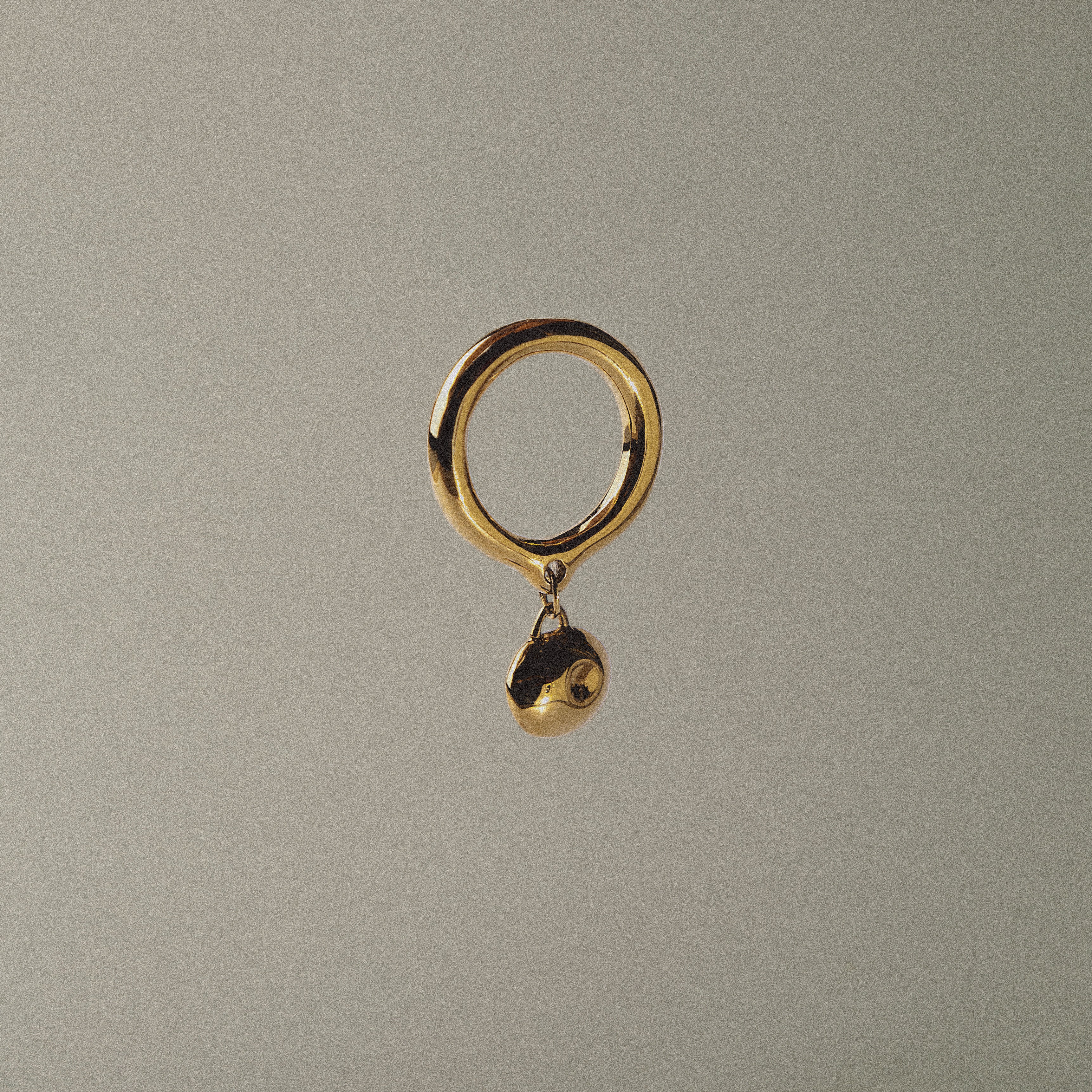 Ring Pebble