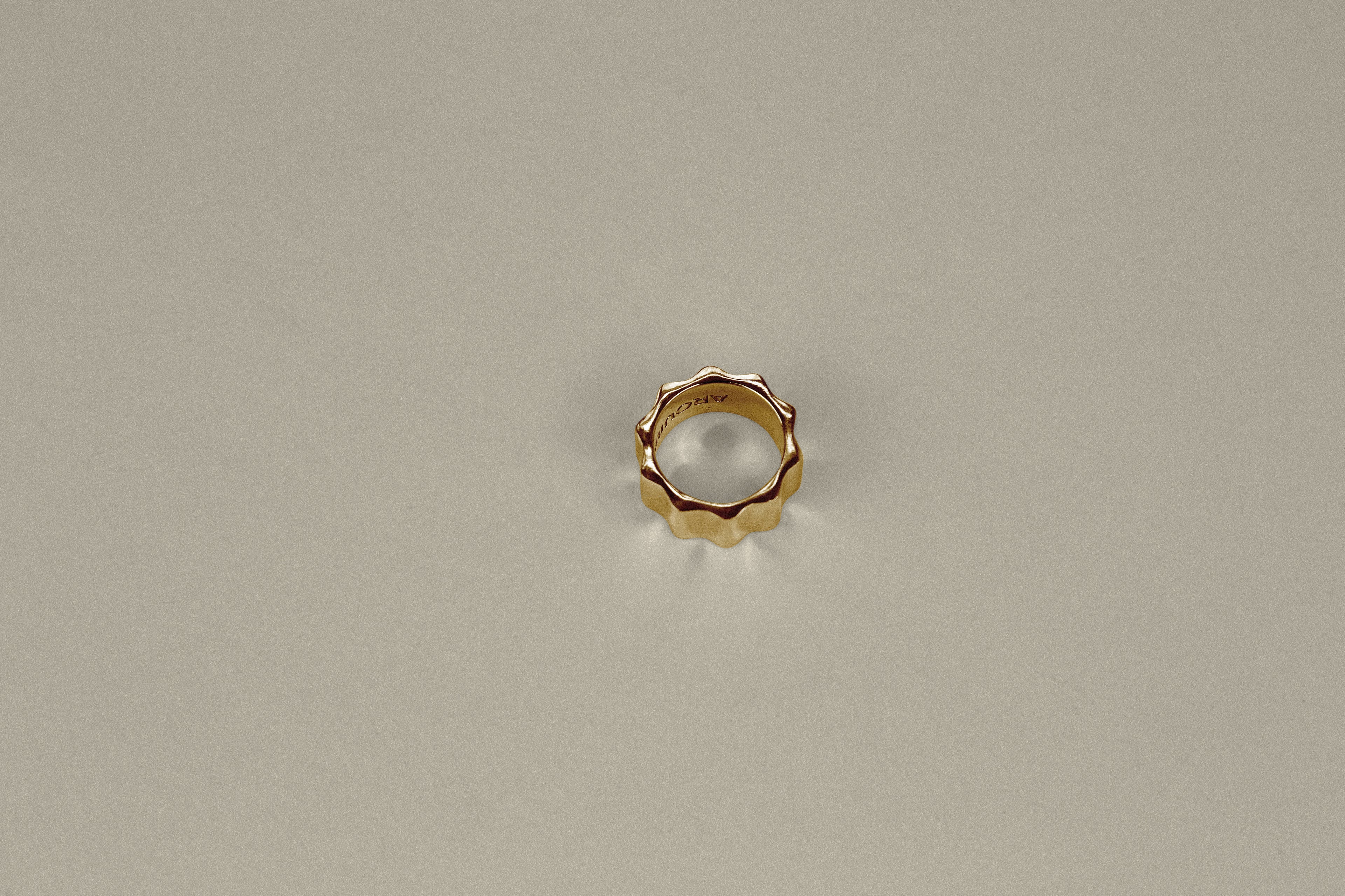 Ring Iris