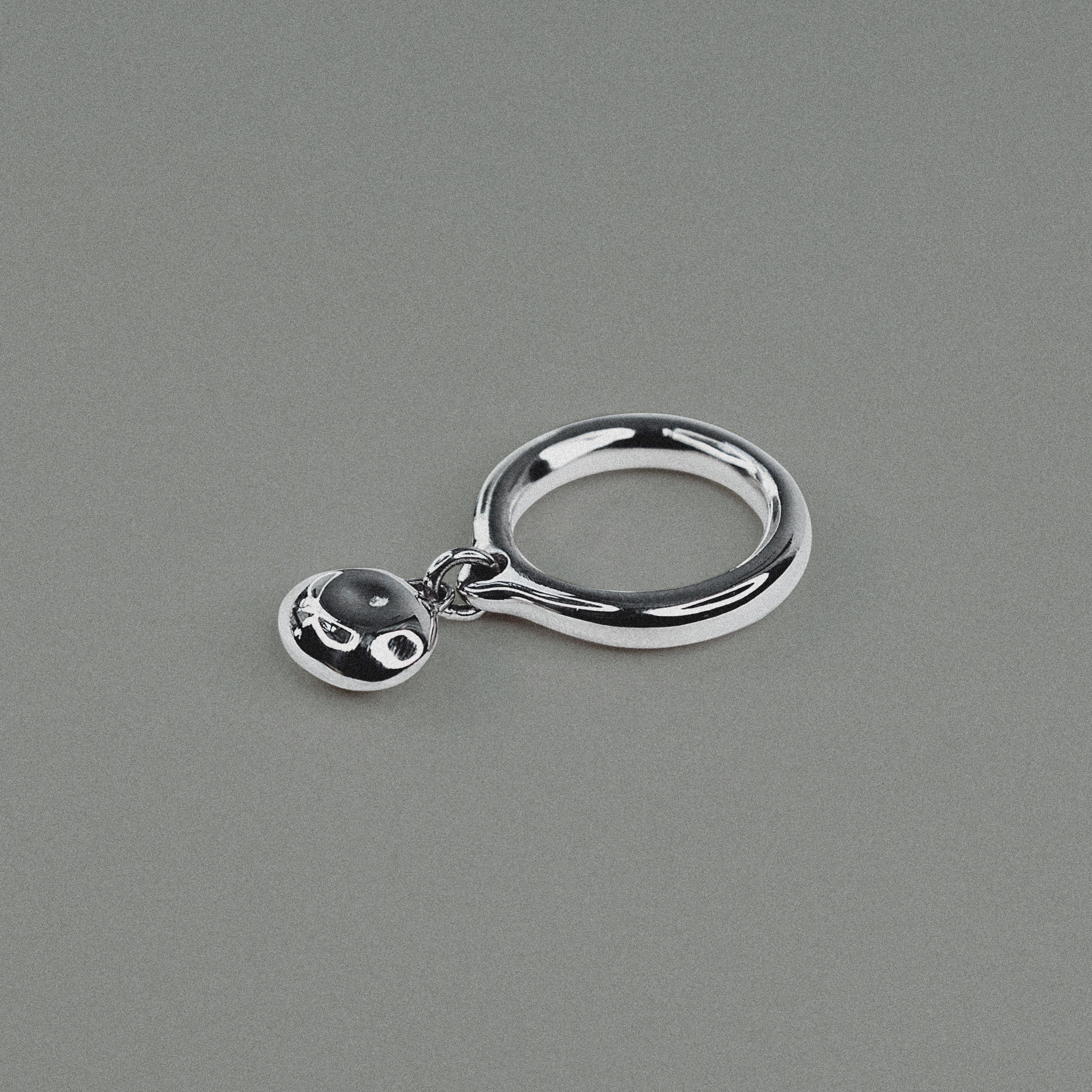 Ring Pebble