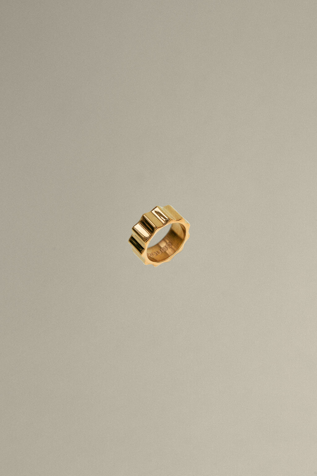 Ring Iris